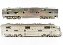 Load image into Gallery viewer, HO Brass CIL - Challenger Imports CB&Q - Burlington Route EMD E5 PH-II A/B Set FP 9912A PH II 1960's Scheme