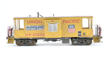 Load image into Gallery viewer, O Brass OMI - Overland Models, Inc. UP - Union Pacific CA-11 Caboose Custom Painted No. 25826 + Weathering