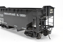 Load image into Gallery viewer, O Scale Brass US Hobbies C&O - Chesapeake & Ohio Offset Side Twin Hopper W/Peaked Ends CP No. 52546