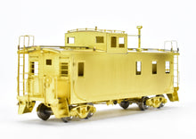 Load image into Gallery viewer, HO Brass OMI - Overland Models, Inc. GN - Great Northern Steel Caboose Nos. X295-309 1949 Era