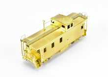 Load image into Gallery viewer, HO Brass OMI - Overland Models, Inc. GN - Great Northern Steel Caboose Nos. X295-309 1949 Era