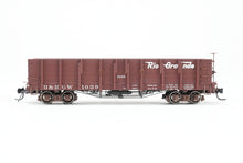 Load image into Gallery viewer, HOn3 Blackstone Models D&RGW - Denver & Rio Grande Western High Side Gondola Flying Grande Herald No. 1039
