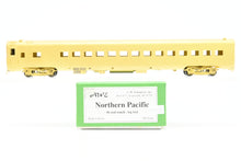 Load image into Gallery viewer, HO Brass A. W. Enterprises NP - Northern Pacific 56-Seat Coach Leg Rest