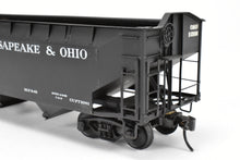 Load image into Gallery viewer, O Scale Brass US Hobbies C&O - Chesapeake & Ohio Offset Side Twin Hopper W/ Peaked Ends CP No. 52506