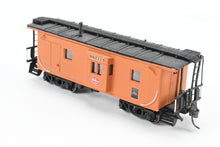 Load image into Gallery viewer, HO Scratch Built MILW - Milwaukee Road Thrall Bay Window Caboose CP No. 992115 REBOXX