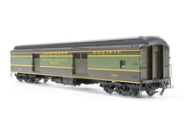 Load image into Gallery viewer, HO Brass W&R Enterprises NP - Northern Pacific Baggage Auto Car Nos. 1587 - 1591 Factory Painted 1946 NCL No. 1589
