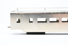 Load image into Gallery viewer, HO Brass Soho SP - Southern Pacific No. 2457 Articulated Coach Smooth Side