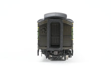 Load image into Gallery viewer, HO Brass W&R Enterprises NP - Northern Pacific Baggage Auto Car Nos. 1587 - 1591 Factory Painted 1946 NCL No. 1589