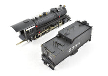 Load image into Gallery viewer, HO Brass Hallmark Models ATSF - Santa Fe 2565 Class 2-10-0 Decapod CP No. 2566