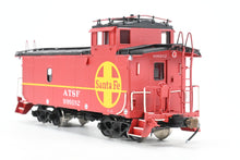 Load image into Gallery viewer, HO Brass CIL - Challenger Imports AT&SF - Santa Fe Caboose Class CE-1 Peaked Roof FP No. 999192 1966-75 Version