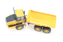 Load image into Gallery viewer, HO Brass CON CMC - Classic Mint Collectibles John Deere 250D Articulated Dump Truck Factory Painted