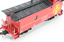 Load image into Gallery viewer, HO Brass CIL - Challenger Imports AT&SF - Santa Fe Caboose Class CE-1 Peaked Roof FP No. 999192 1966-75 Version