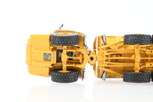 Load image into Gallery viewer, HO Brass CON CMC - Classic Mint Collectibles John Deere 250D Articulated Dump Truck Factory Painted