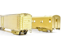 Load image into Gallery viewer, HO Brass NPP - Nickel Plate Products GN - Great Northern 2-Car Passenger Set