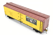 Load image into Gallery viewer, O Red Caboose Various Roads Roma Wine Co. 40 Foot Insulated Boxcar CDLX 293 Built Up Kit FP