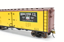 Load image into Gallery viewer, O Red Caboose Various Roads Roma Wine Co. 40 Foot Insulated Boxcar CDLX 293 Built Up Kit FP