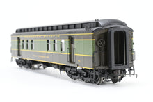 Load image into Gallery viewer, HO Brass W&R Enterprises NP - Northern Pacific Mail Storage Car Version 3 Factory Painted 1946 NCL No. 91