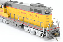 Load image into Gallery viewer, HO Brass Oriental Limited UP - Union Pacific EMD GP9 1750 HP w/ 4 36” Fans Non-Dynamic Brake Version C/P #205