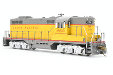 Load image into Gallery viewer, HO Brass Oriental Limited UP - Union Pacific EMD GP9 1750 HP w/ 4 36” Fans Non-Dynamic Brake Version C/P #207