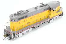 Load image into Gallery viewer, HO Brass Oriental Limited UP - Union Pacific EMD GP9 1750 HP w/ 4 36” Fans Non-Dynamic Brake Version C/P #207
