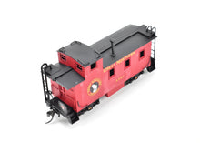 Load image into Gallery viewer, HO Brass Lambert GN - Great Northern #924 Wood Caboose CP X391