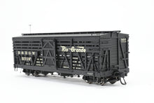 Load image into Gallery viewer, HOn3 Blackstone Models D&RGW - Denver & Rio Grande Western 5500 Series 30' Double Deck Stock Car Flying Grande Herald No. 5710