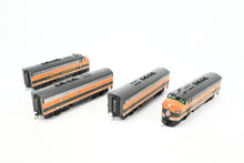 Load image into Gallery viewer, HO Athearn Genesis GN - Great Northern EMD F3-A/F3-B/F3-B/F3-A Phase IV Freight Set Factory Decorated "Empire Builder" Scheme