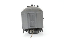 Load image into Gallery viewer, HO Brass Ken Kidder SP - Southern Pacific Harriman 39’6” RPO Custom Painted TTG No. 4239
