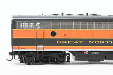 Load image into Gallery viewer, HO Athearn Genesis GN - Great Northern EMD F3-A/F3-B/F3-B/F3-A Phase IV Freight Set Factory Decorated "Empire Builder" Scheme