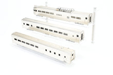 Load image into Gallery viewer, HO Brass CON Oriental Limited CB&Q - Burlington Route Twin Cities Zephyr 7-Car Consist