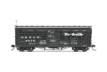 Load image into Gallery viewer, HOn3 Blackstone Models D&RGW - Denver & Rio Grande Western 30' Stock Car Flying Grande No. 5575