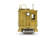 Load image into Gallery viewer, HO Brass Oriental Limited GN - Great Northern 25 Foot Yard Service Caboose