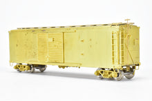 Load image into Gallery viewer, HO Brass OMI - Overland Models, Inc. PRR - Pennsylvania Railroad X-28 Boxcar w/ Corrugated Doors Plain Ends