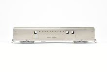Load image into Gallery viewer, HO Brass Oriental Limited WP/D&RGW/CB&Q California Zephyr Baggage "Silver Coyote"