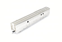 Load image into Gallery viewer, HO Brass Oriental Limited WP/D&RGW/CB&Q California Zephyr Baggage "Silver Coyote"