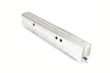 Load image into Gallery viewer, HO Brass Oriental Limited WP/D&RGW/CB&Q California Zephyr Baggage "Silver Coyote"