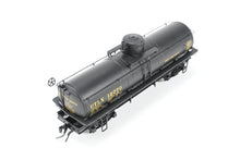 Load image into Gallery viewer, HOn3 Blackstone Models Various Roads UTLX – Union Tank Lines Narrow Frame Tank Car FP No. 12770