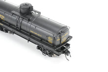 Load image into Gallery viewer, HOn3 Blackstone Models Various Roads UTLX – Union Tank Lines Narrow Frame Tank Car FP No. 12770
