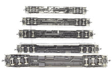 Load image into Gallery viewer, HO Brass CON CIL - Challenger Imports NYC - New York Central 1940 20th Century Limited 10-Car Passenger Set