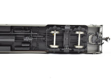 Load image into Gallery viewer, HO Brass CON CIL - Challenger Imports NYC - New York Central 1940 20th Century Limited 10-Car Passenger Set