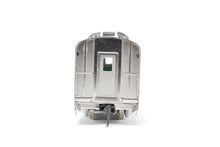Load image into Gallery viewer, HO Brass Oriental Limited CB&Q/D&RGW/WP California Zephyr Dome Coach "Silver Lariat"