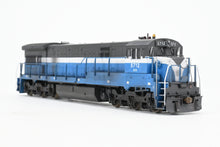 Load image into Gallery viewer, HO Atlas Silver Series BN - Burlington Northern GE U33C FP GN Big Sky Blue and Custom Patched No. 5712 w/ Weathering