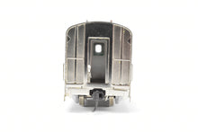 Load image into Gallery viewer, HO Brass Oriental Limited CB&Q/D&RGW/WP California Zephyr Dome Coach "Silver Lariat"