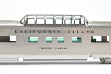 Load image into Gallery viewer, HO Brass Oriental Limited CB&Q/D&RGW/WP California Zephyr Dome Coach "Silver Lariat"