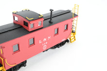 Load image into Gallery viewer, HO Brass DVP - Division Point L&N - Louisville & Nashville 32' Wood Caboose "Little Woody" FP No. 119