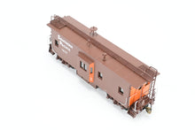Load image into Gallery viewer, HO Brass CIL - Challenger Imports SP - Southern Pacific Bay Window Riveted Steel Caboose Class C-30-4 FP No. 1247