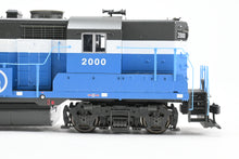 Load image into Gallery viewer, HO Life-Like Proto 2000 GN - Great Northern EMD GP20 High Hood FP Big Sky Blue #2000