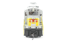 Load image into Gallery viewer, HO Brass CON OMI - Overland Models, Inc. L&N - Louisville & Nashville GE U-25C Ph IIIA Pro-Paint No. 1507
