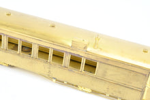 Load image into Gallery viewer, On2 Brass The Car Works SR&RL - Sandy River & Rangeley Lakes Combine No. 14 Round Roof
