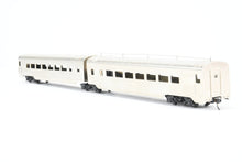 Load image into Gallery viewer, HO Brass Soho SP - Southern Pacific No. 2457 Articulated Coach Corrugated Side